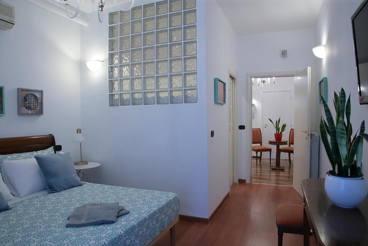 Savoia & Cavour _ Premium Signature _ Hotell Bari Exteriör bild