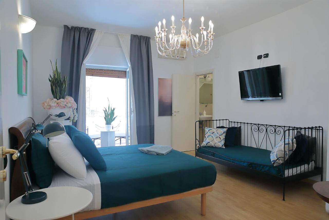 Savoia & Cavour _ Premium Signature _ Hotell Bari Exteriör bild
