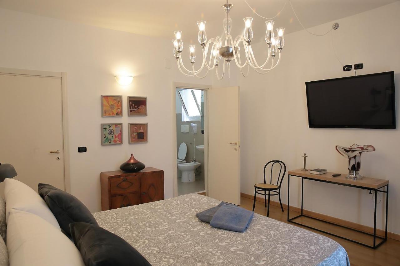 Savoia & Cavour _ Premium Signature _ Hotell Bari Exteriör bild