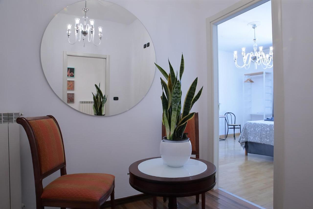Savoia & Cavour _ Premium Signature _ Hotell Bari Exteriör bild
